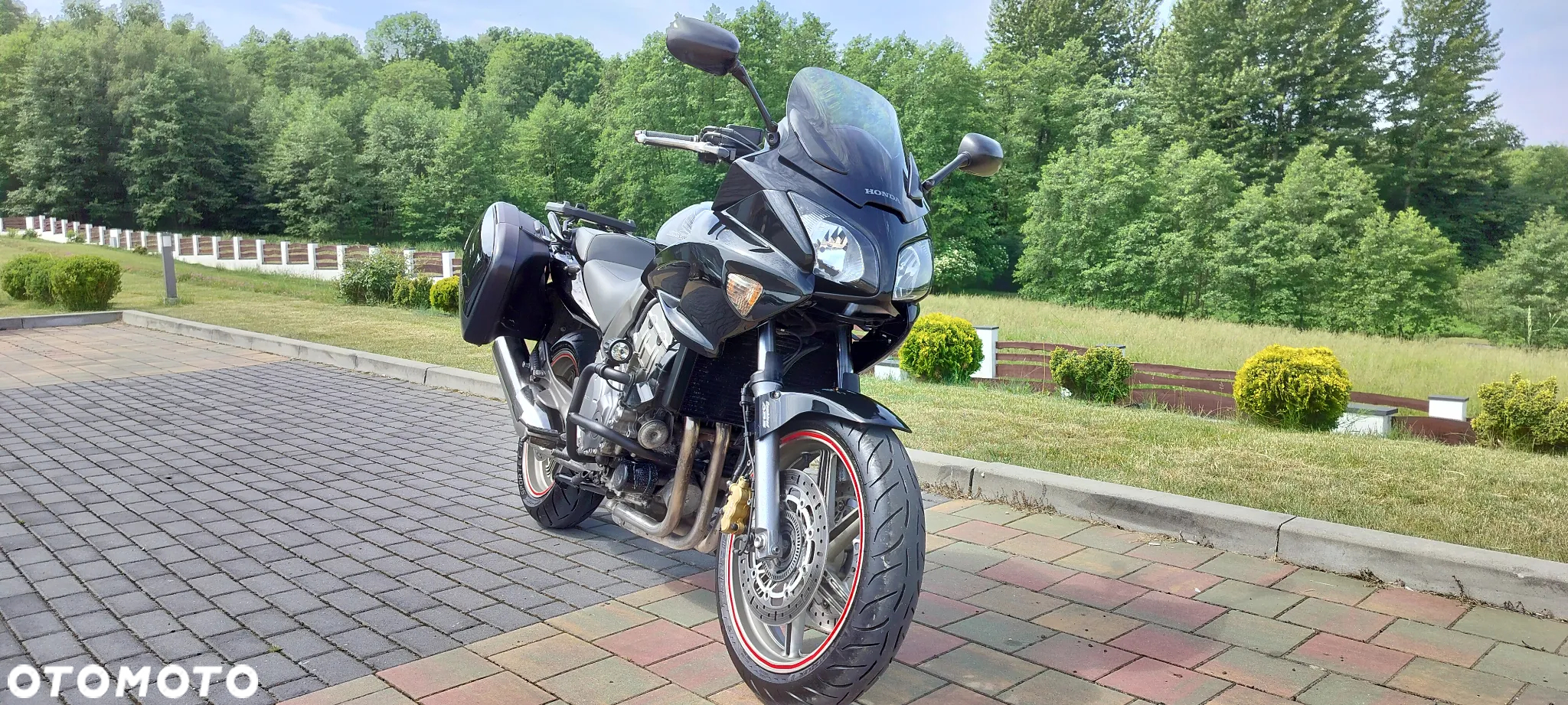 Honda CBF - 2