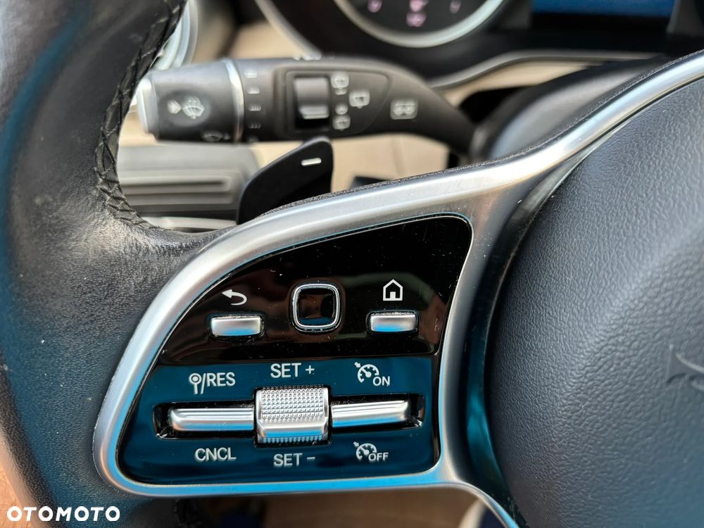 Mercedes-Benz GLC - 18