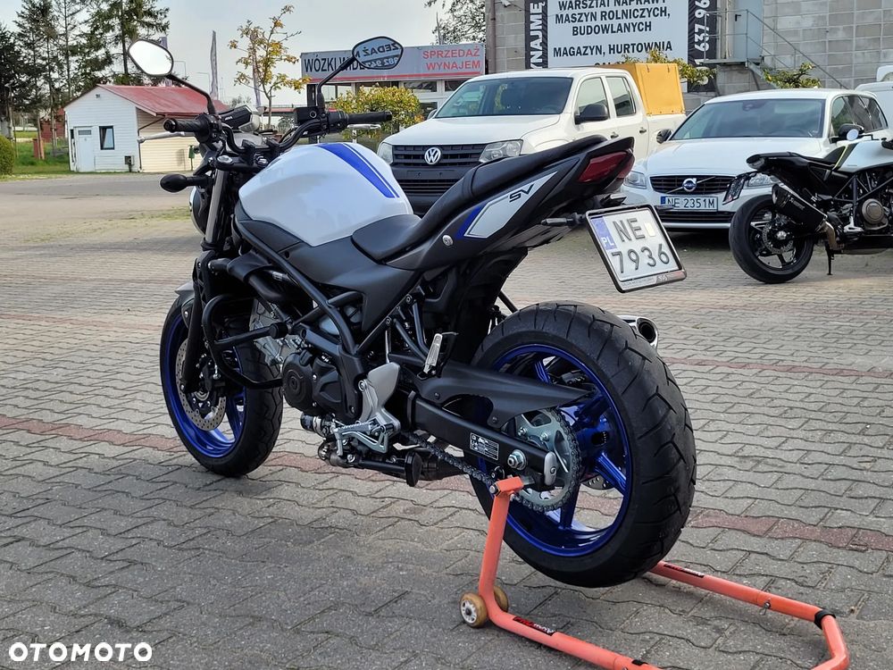 Suzuki SV - 32