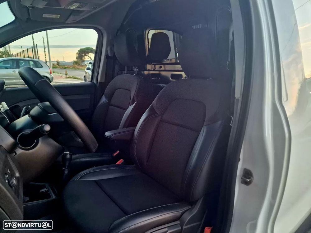 Renault Express confort blue dci 95 (IVA DEDUTÍVEL) - 13