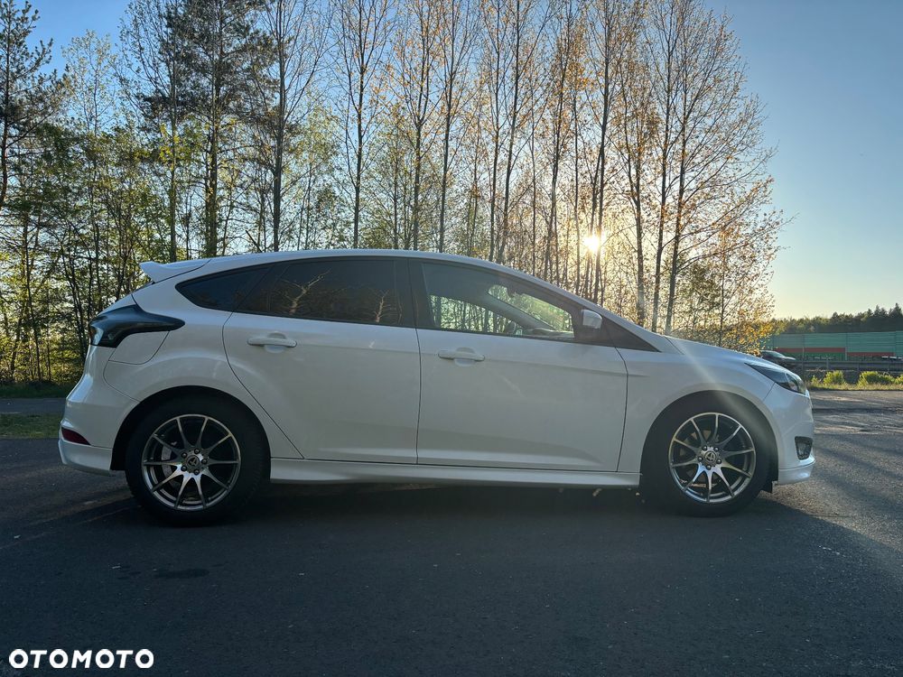 Ford Focus - 4