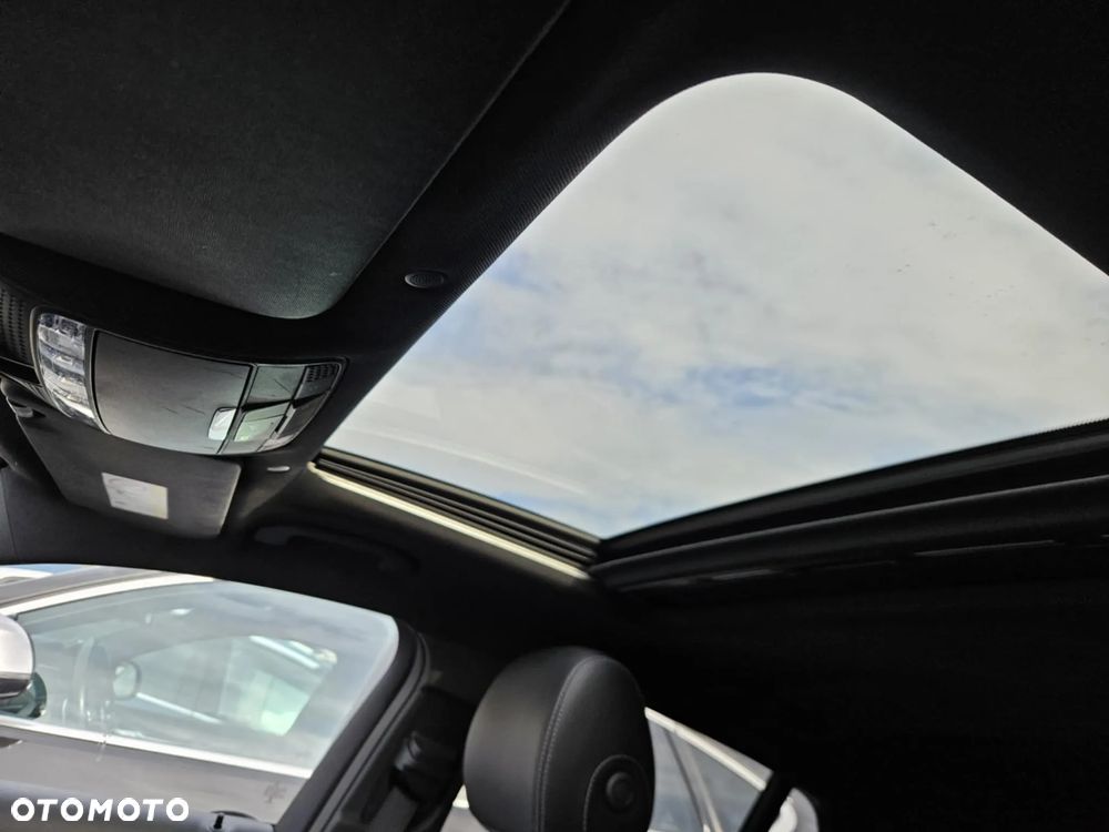 Mercedes-Benz GLC 300 de 4Matic 9G-TRONIC AMG Line - 14