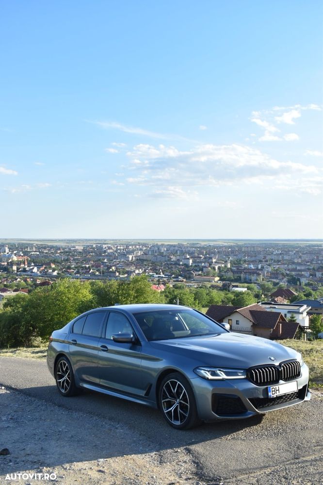 BMW Seria 5 520d xDrive AT - 12