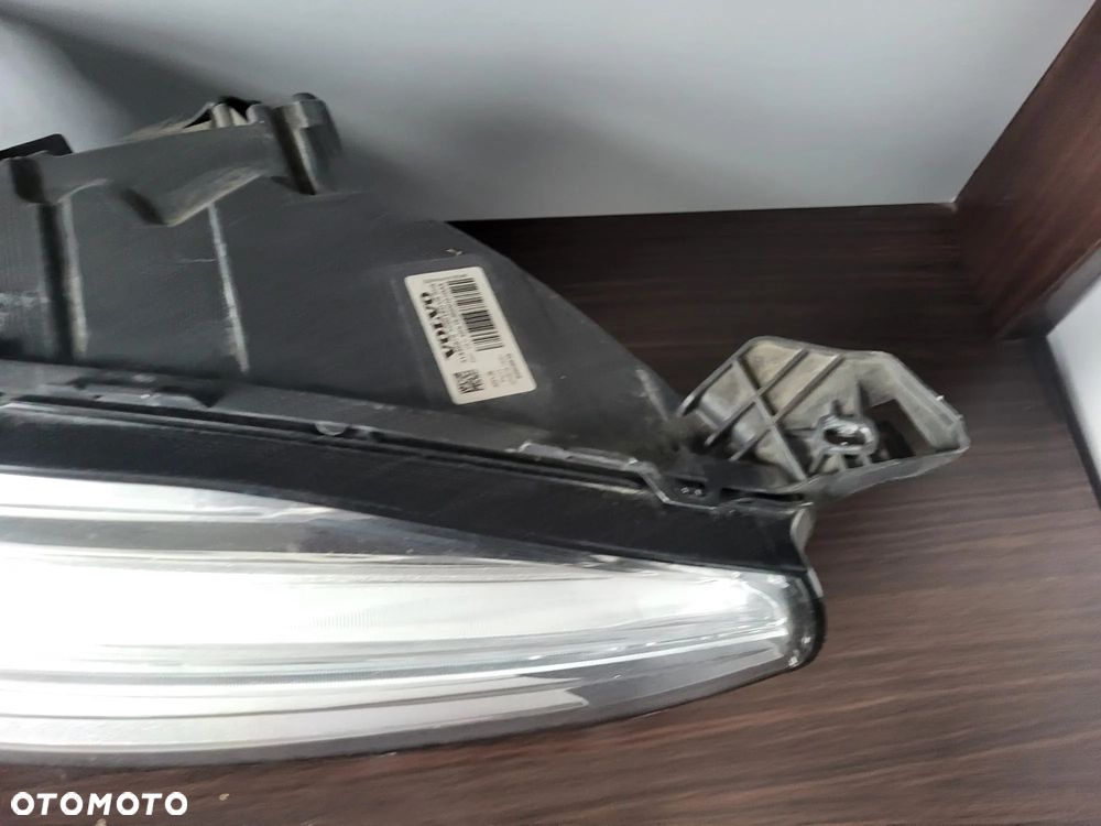 Volvo xc90 lampa xenon prawy przod kompletna stan idealny usa - 7
