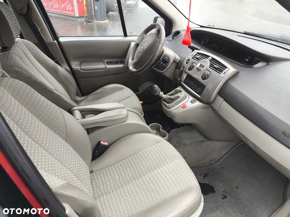 Renault Scenic 2.0 Exception - 5