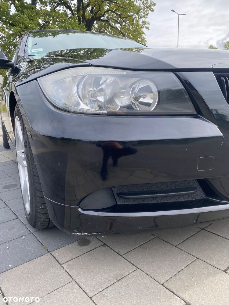 BMW Seria 3 320d DPF Touring - 12
