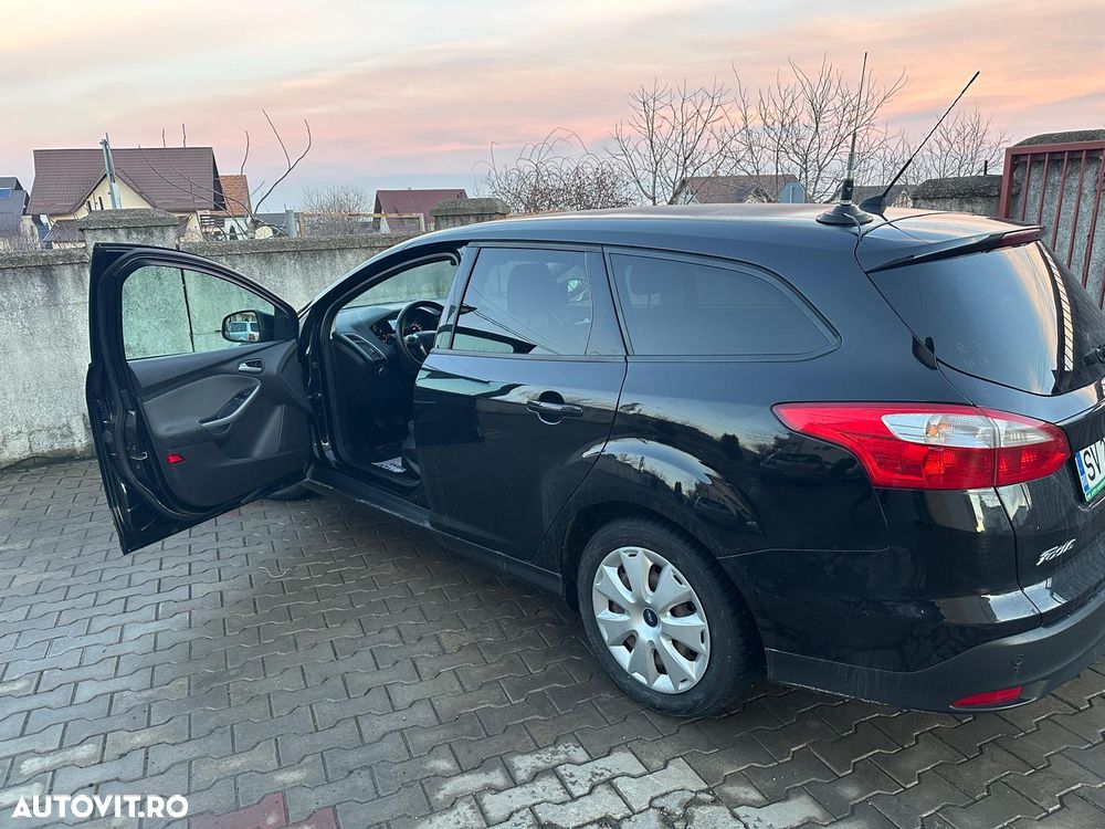 Ford Focus - 17