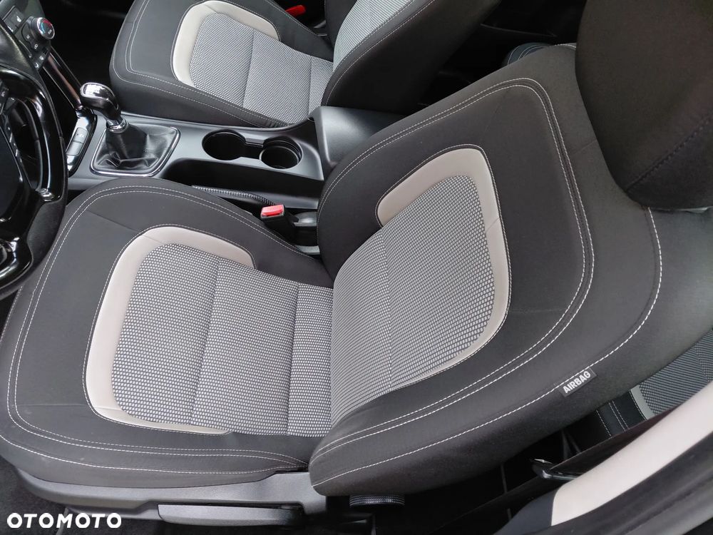 Kia Ceed 1.6 CRDi 128 Platinum Edition - 19