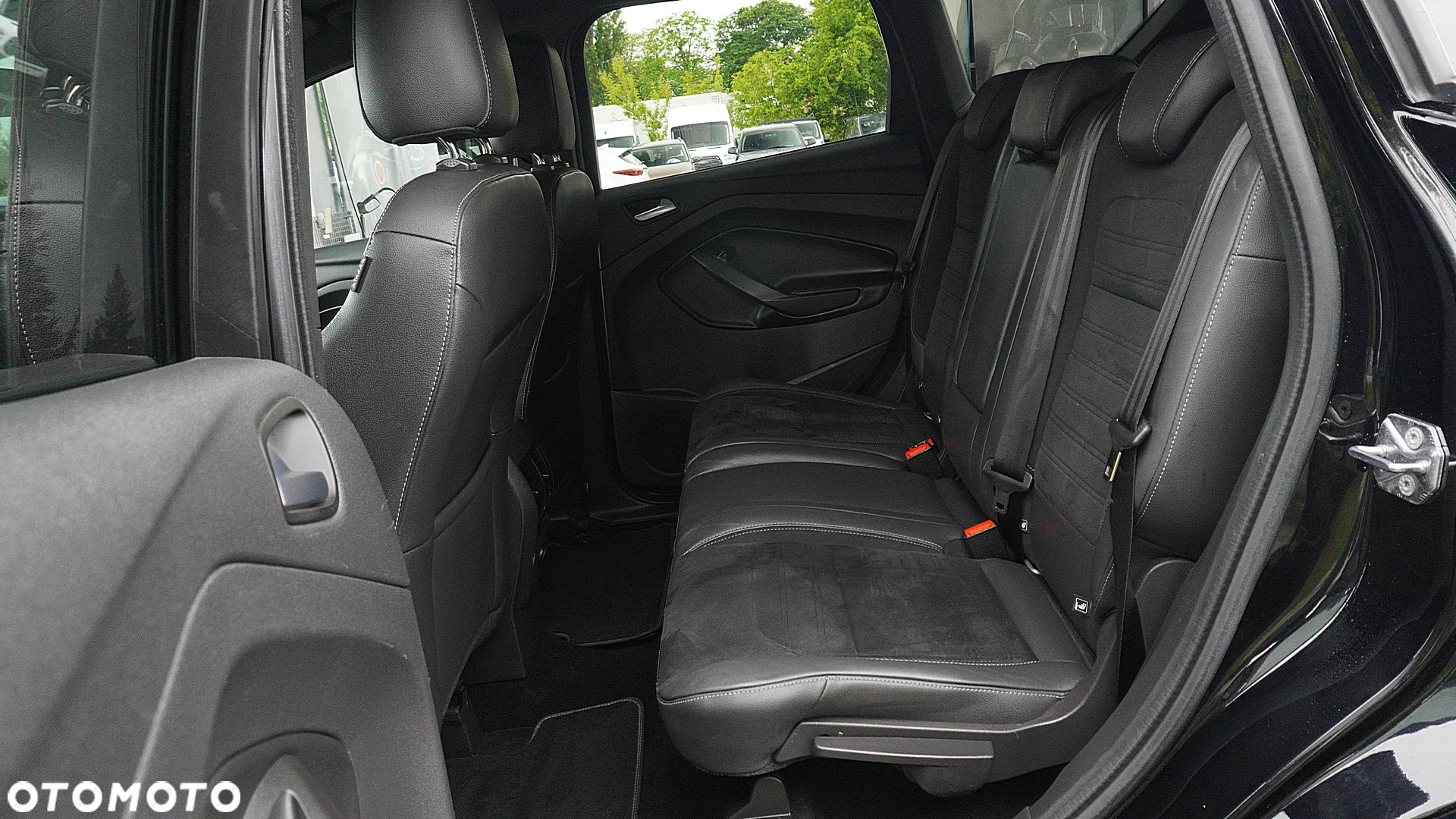 Ford Kuga 1.5 EcoBoost FWD ST-Line ASS - 28