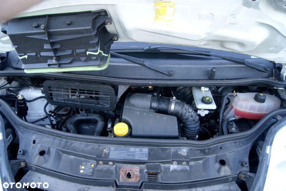 Renault TRAFIC - 31
