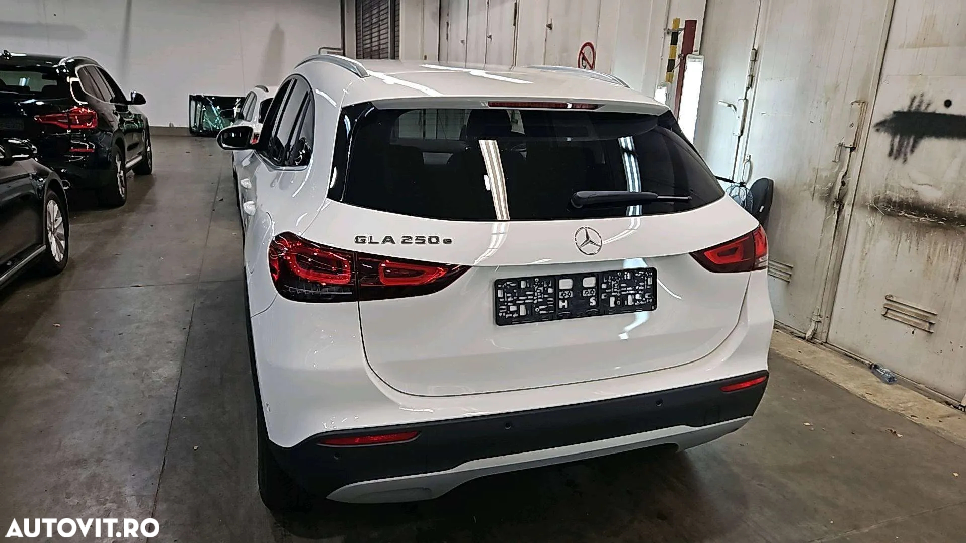 Mercedes-Benz GLA 250 e 8G-DCT Progressive Advanced - 3