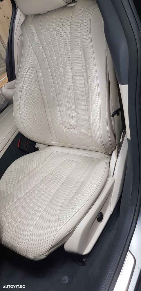 Mercedes-Benz CLS - 25