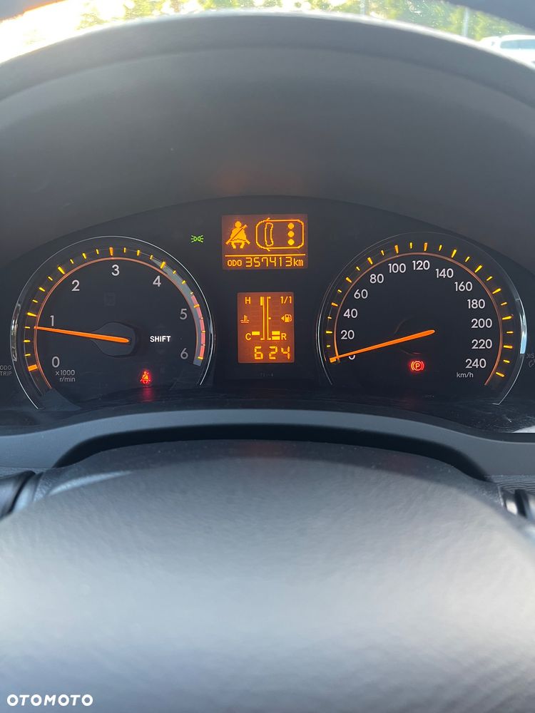 Toyota Avensis 2.0 D-4D 2010 - 7