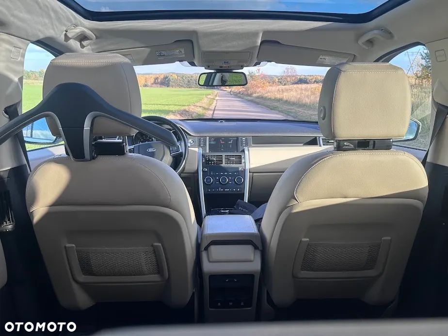 Land Rover Discovery Sport - 18