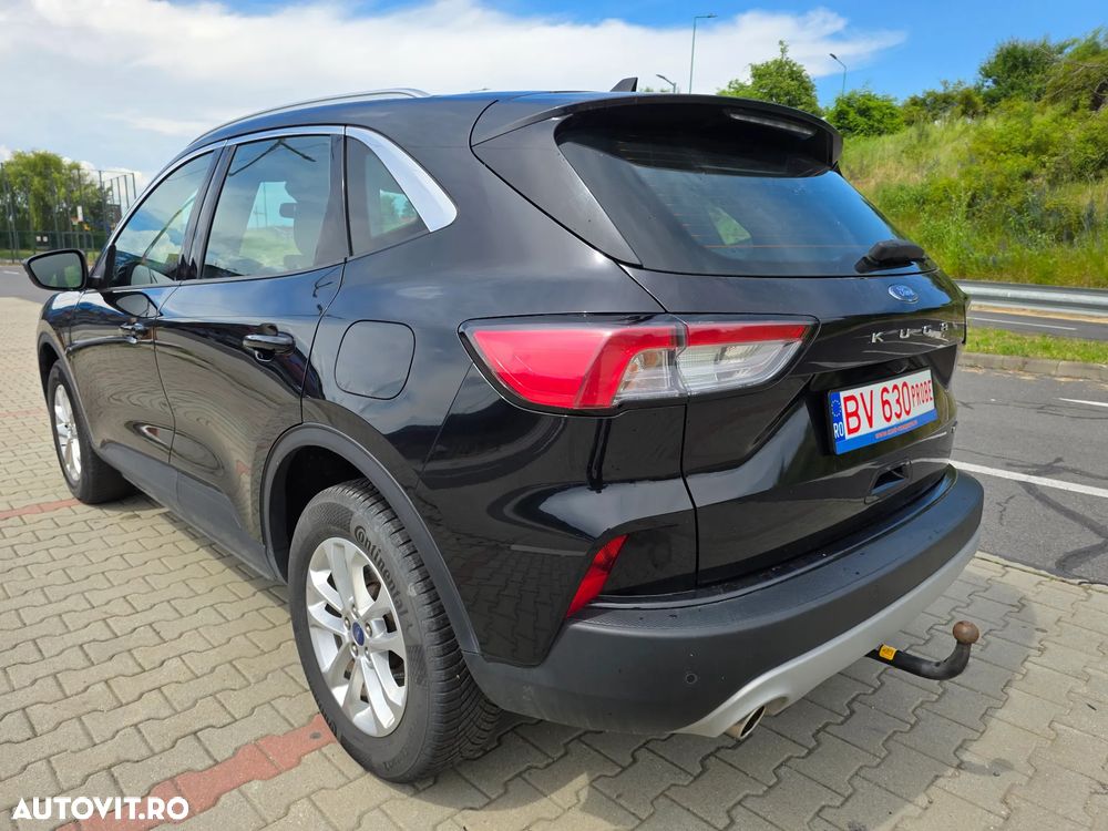 Ford Kuga - 12