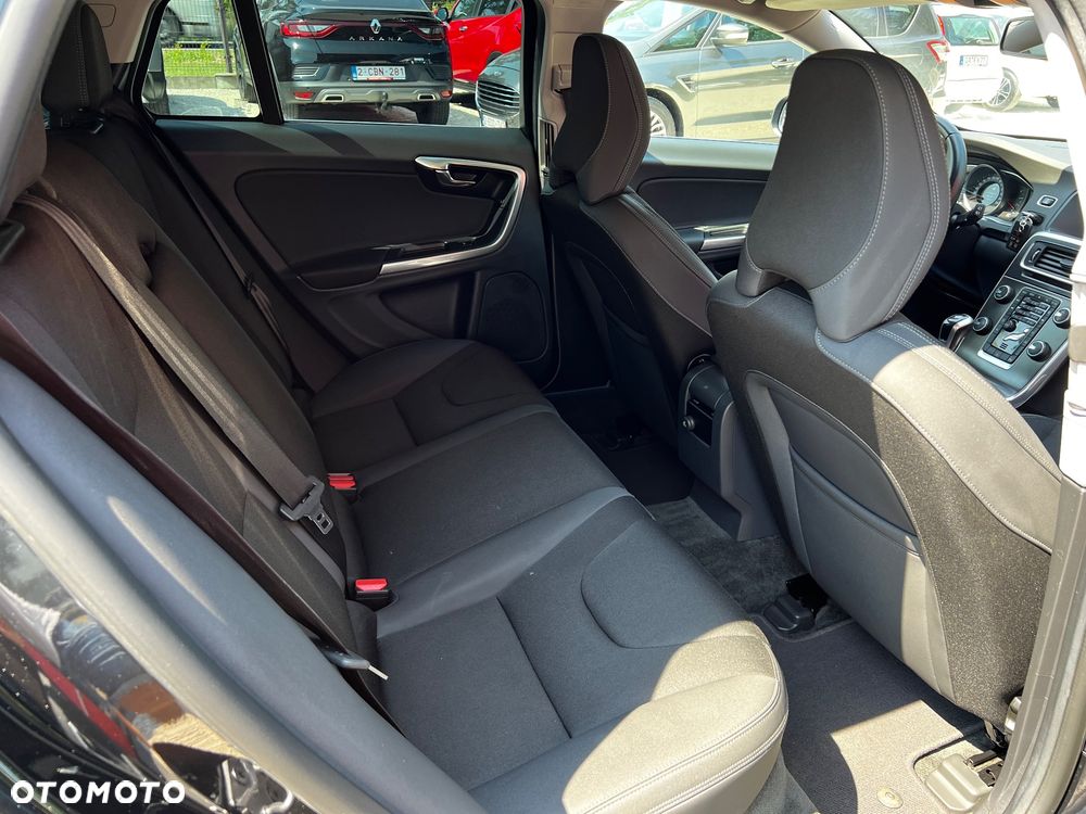 Volvo V60 D4 - 26