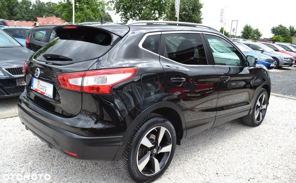 Nissan Qashqai 1.6 dCi Xtronic TEKNA+ - 13