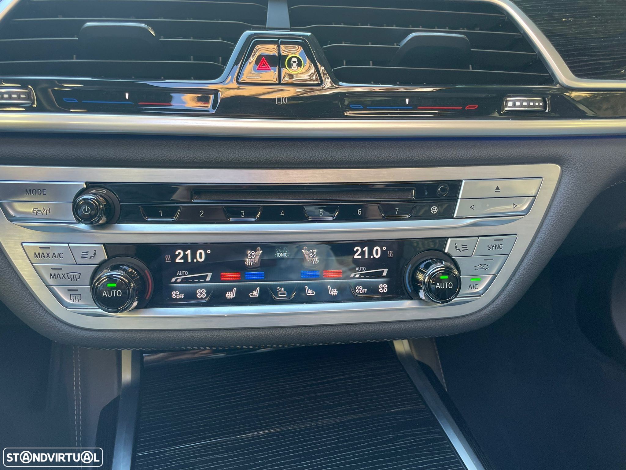 BMW 740 e iPerformance Pack M - 19