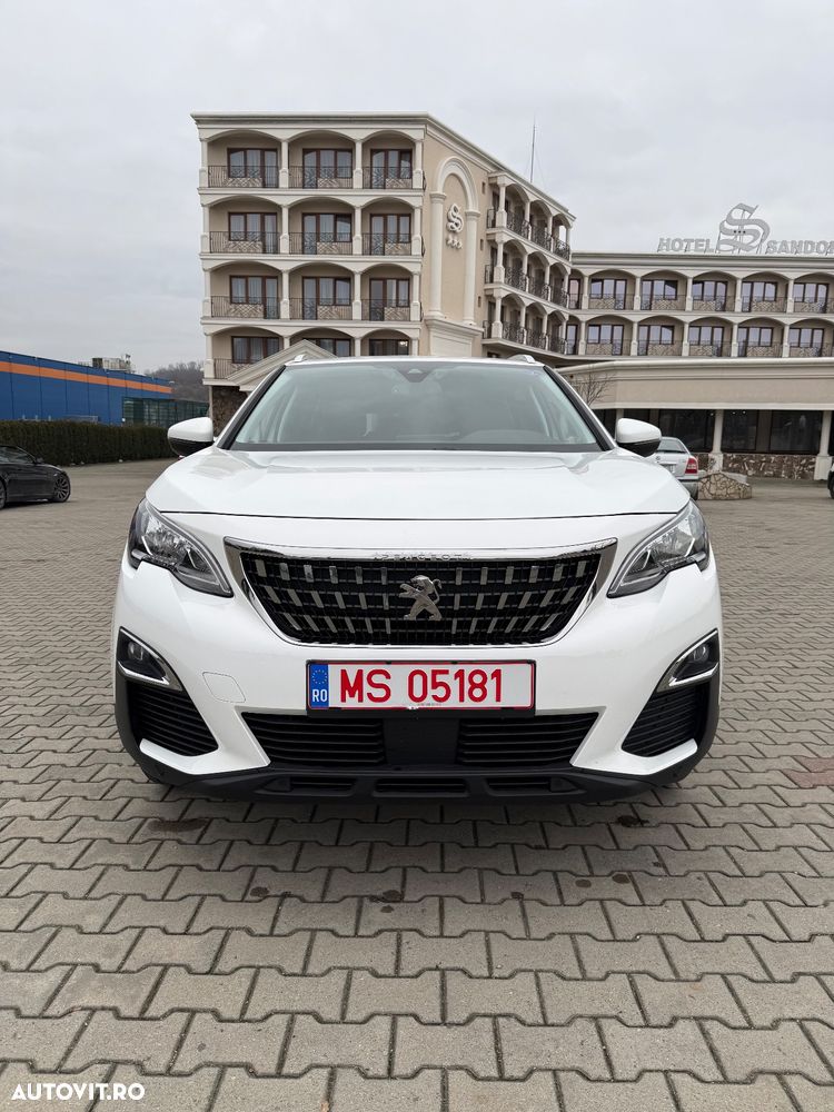 Peugeot 5008 PureTech 130 EAT8 Stop & Start Allure Business-Paket - 5