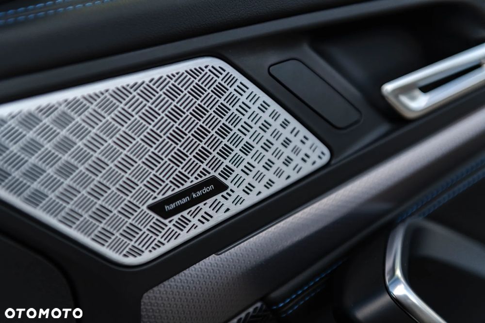 BMW X1 xDrive30e - 21