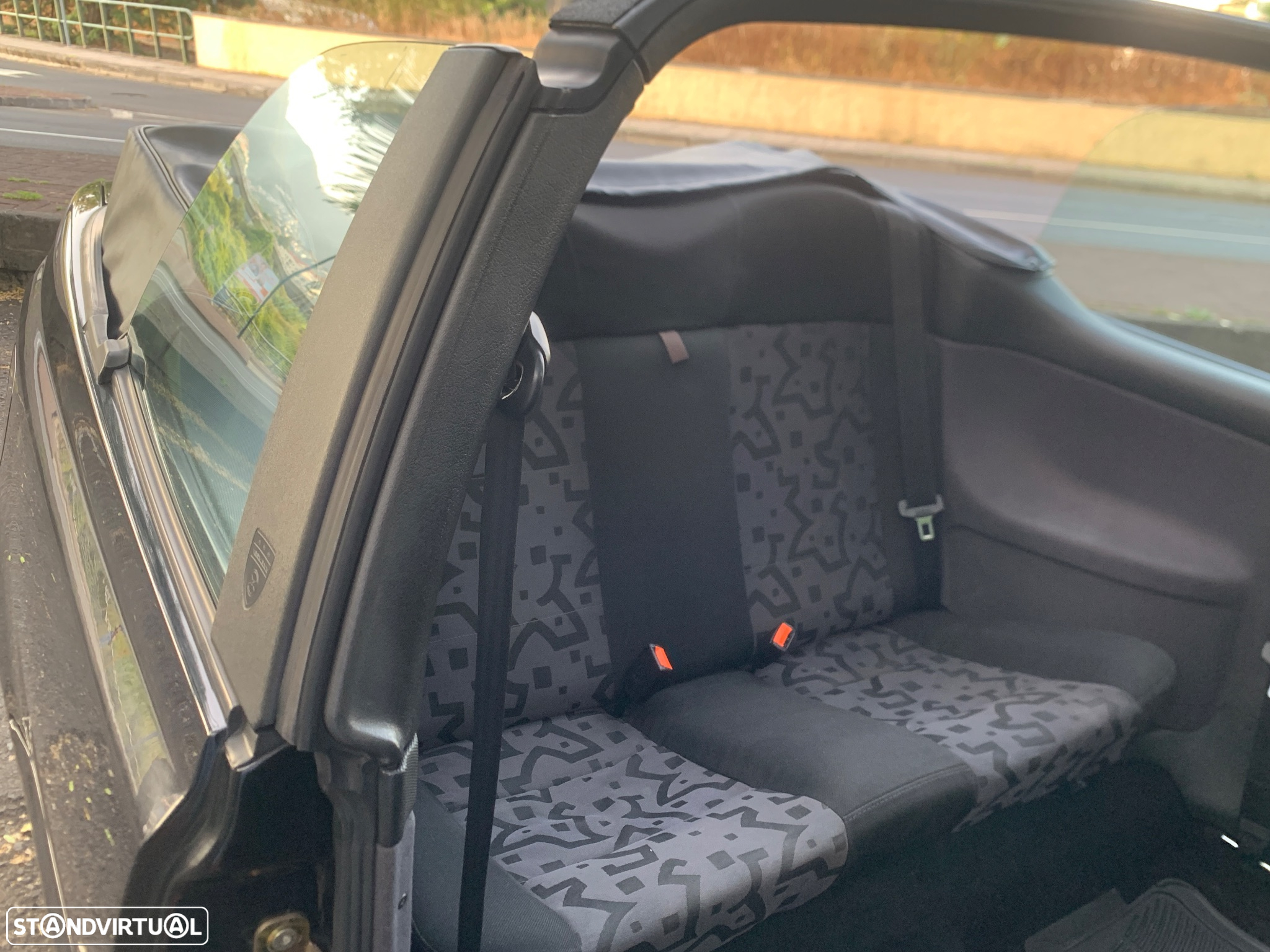 VW Golf Cabriolet 1.6 - 7