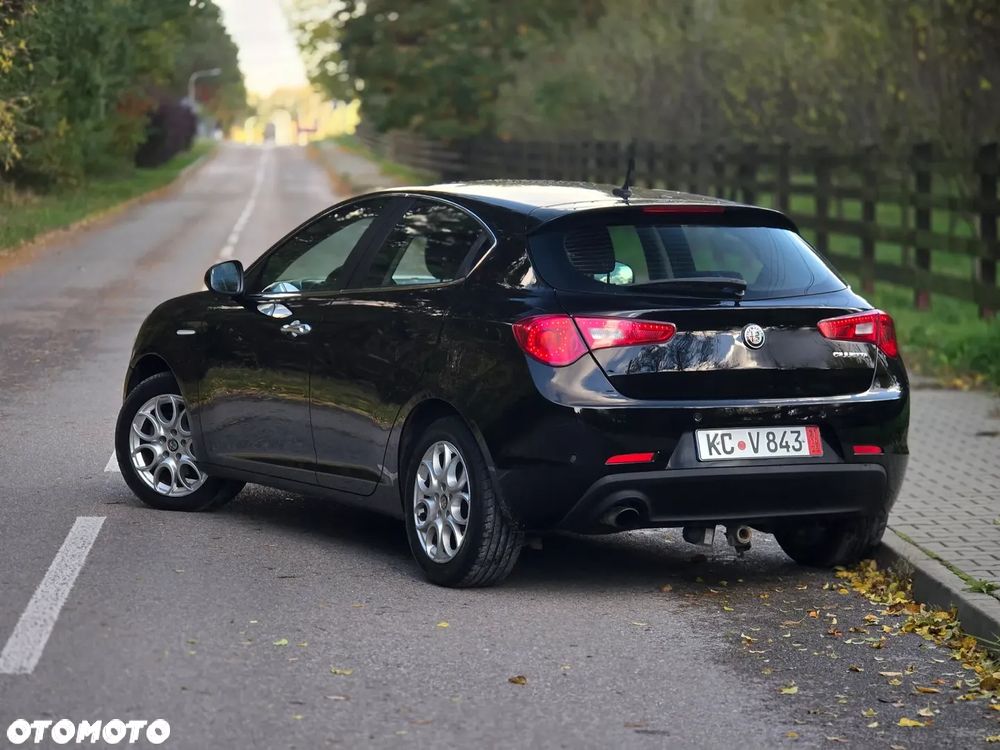 Alfa Romeo Giulietta 1.6 JTDM 16V Super - 3