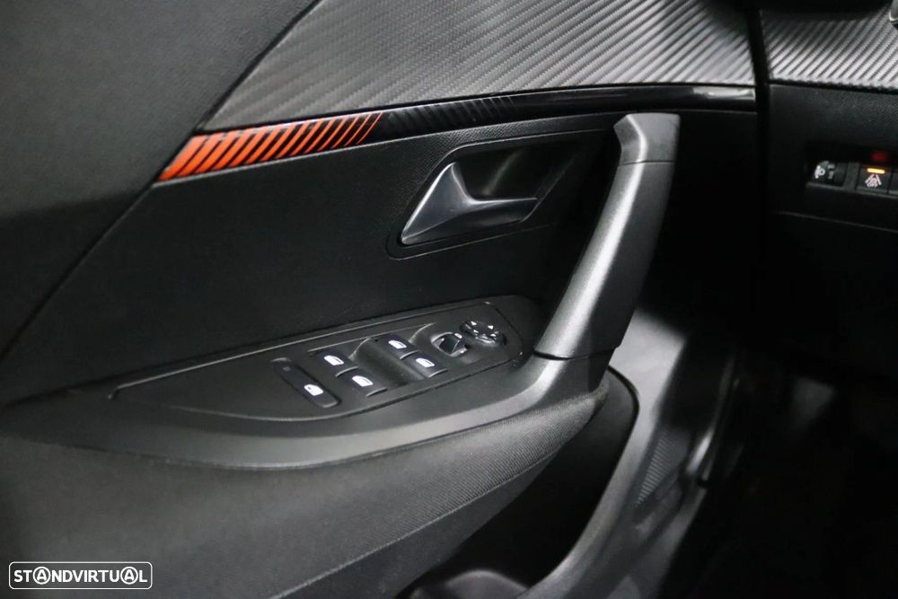 Peugeot 2008 1.2 PureTech Active Pack - 11