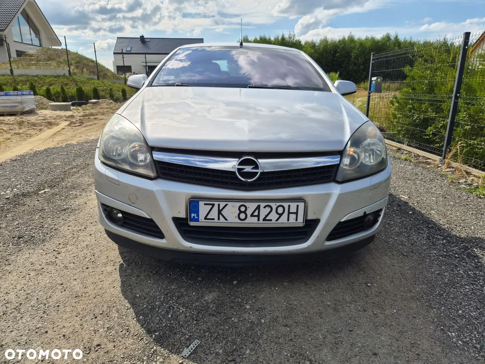 Opel Astra 1.9 CDTI Cosmo - 11