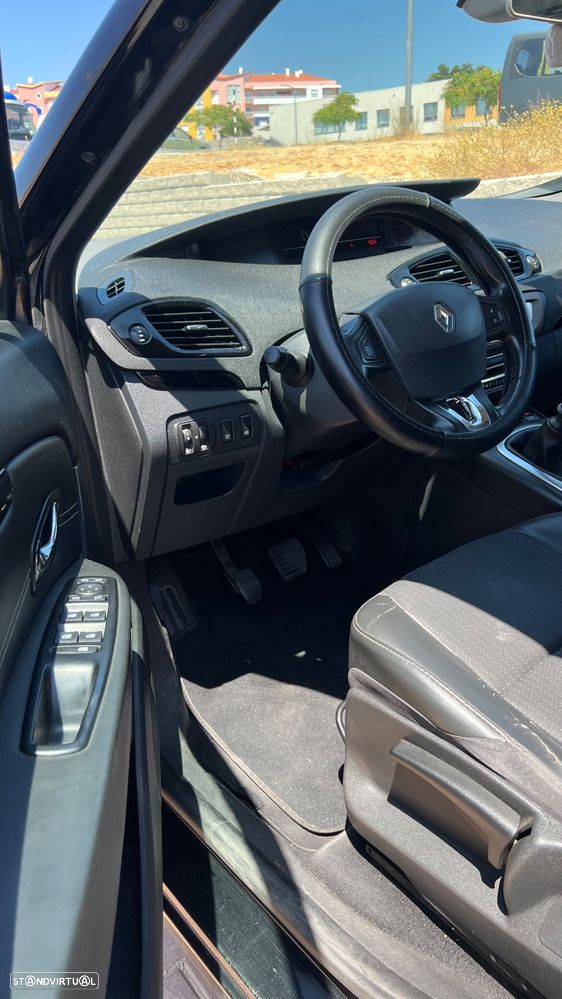 Renault Grand Scénic 1.5 dCi Dynamique S 7L - 16