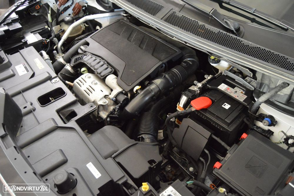 Citroën C5 Aircross 1.2 PureTech Shine EAT8 - 17