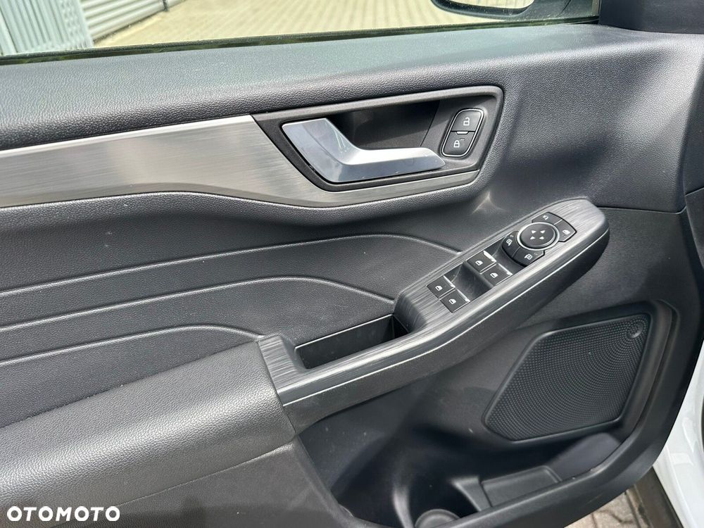 Ford Kuga - 14