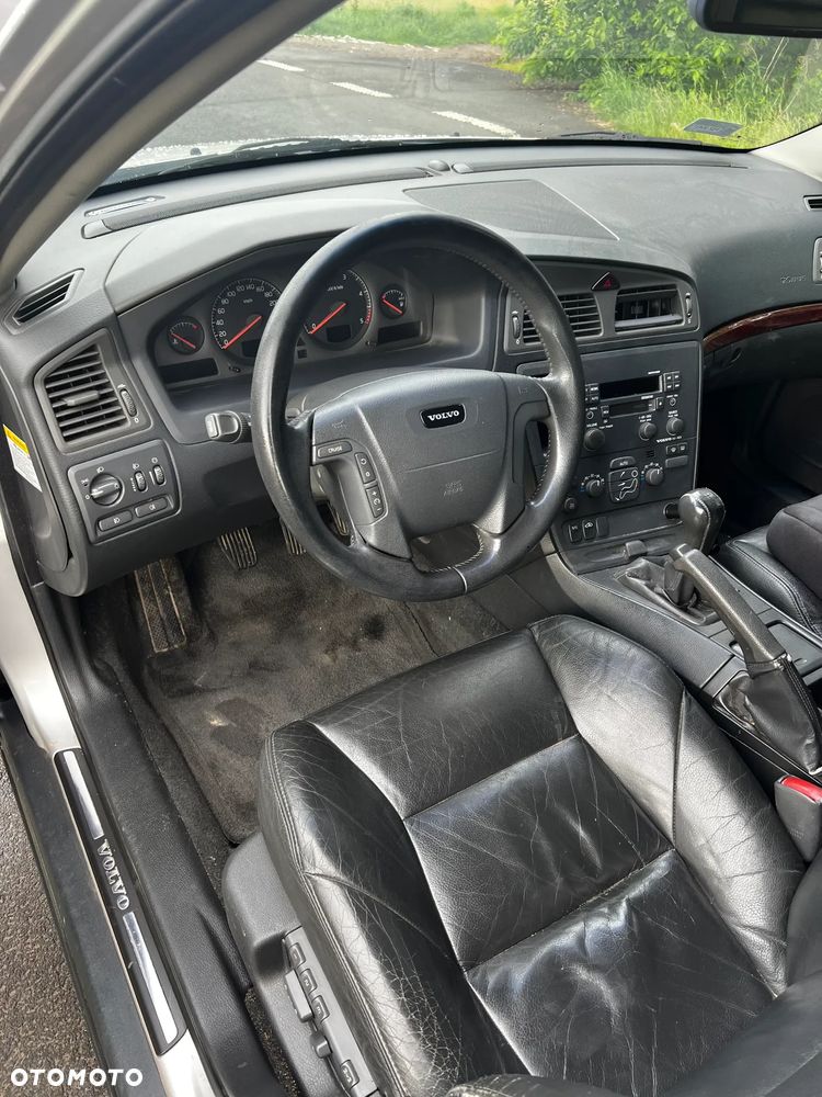 Volvo V70 2.5TDI - 9