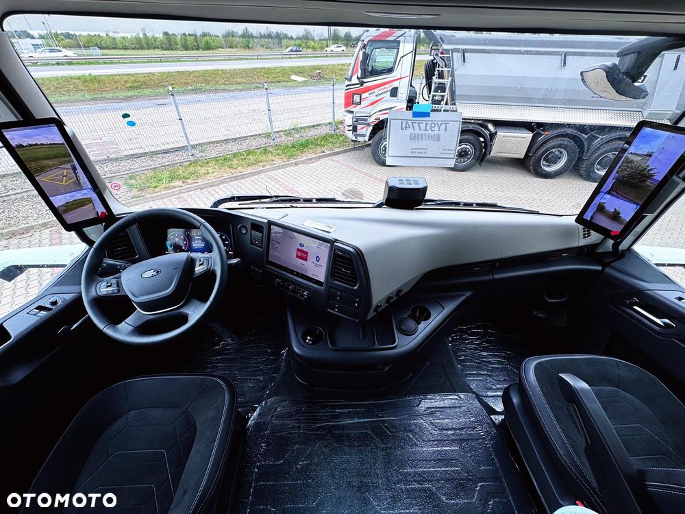 Ford F-MAX - 16