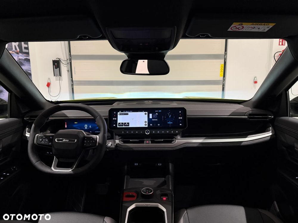 Jeep Compass - 13