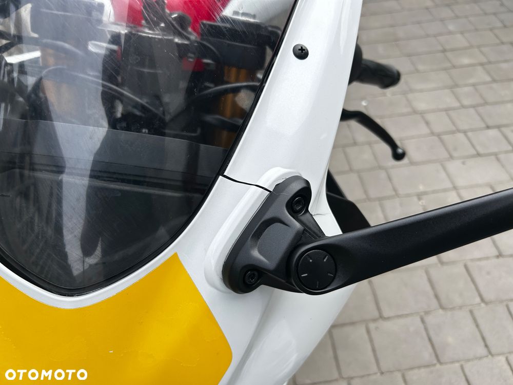 Yamaha YZF - 14