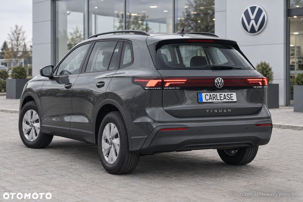 Volkswagen Tiguan - 8
