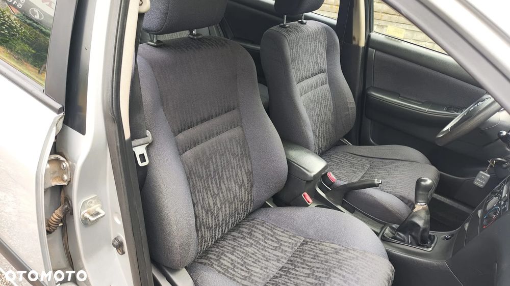 Toyota Corolla 1.4 VVT-i - 18