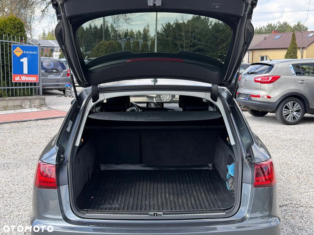 Audi A6 Avant 3.0 TDI quattro S tronic - 31