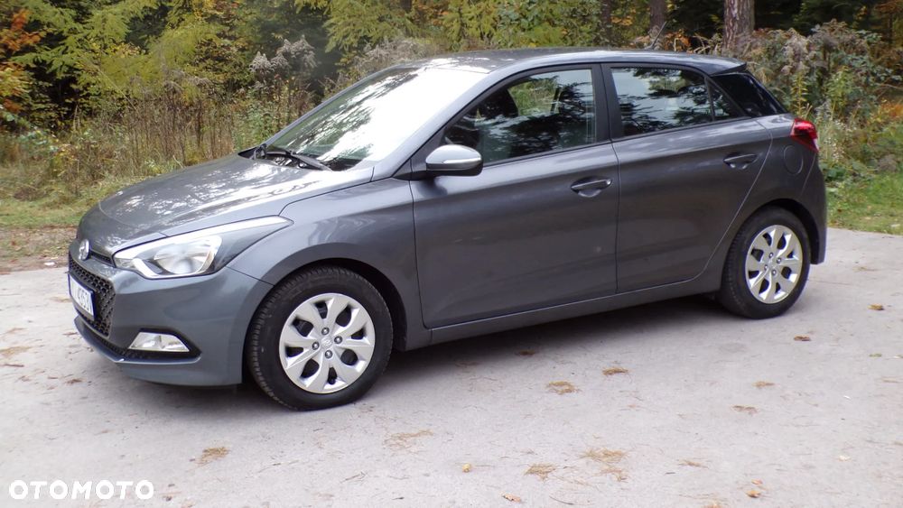 Hyundai i20 - 17