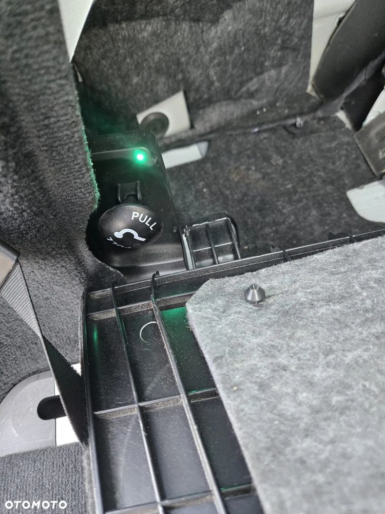 Audi A6 Avant 2.0 TDI Ultra DPF S tronic - 9