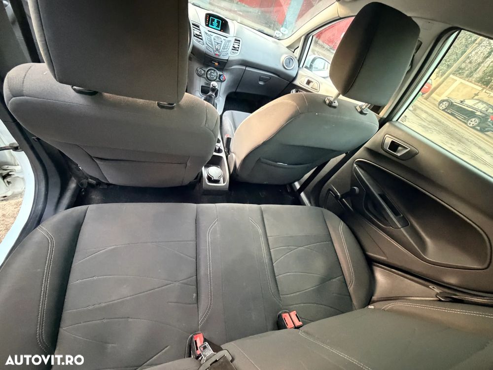 Ford Fiesta - 13