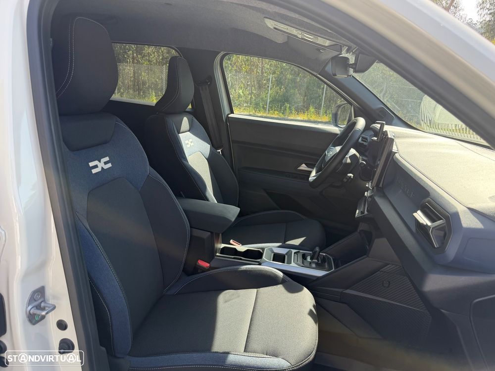 Dacia Duster 1.6 Hybrid Journey - 33