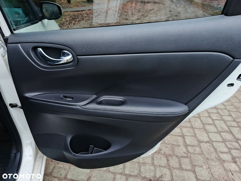 Nissan Pulsar 1.2 DIG-T N-Connecta EU6 - 23