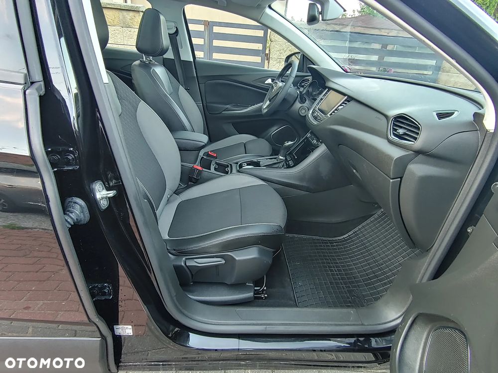 Opel Grandland X 1.2 Start/Stop Automatik Business Edition - 16