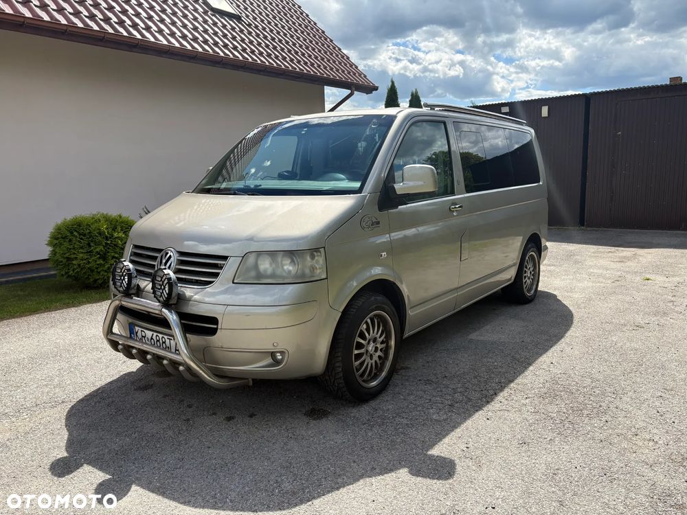 Volkswagen Transporter Shuttle L1 - 2