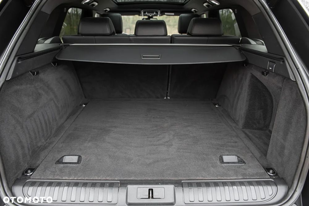 Land Rover Range Rover Sport D300 (SDV6) HSE Dynamic - 30