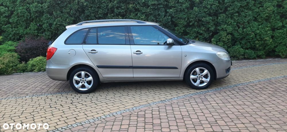 Skoda Fabia 1.4 16V Comfort - 12