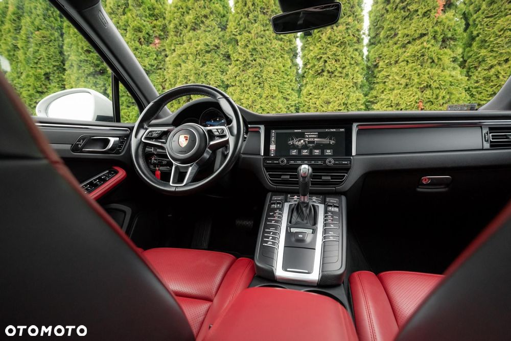 Porsche Macan - 17
