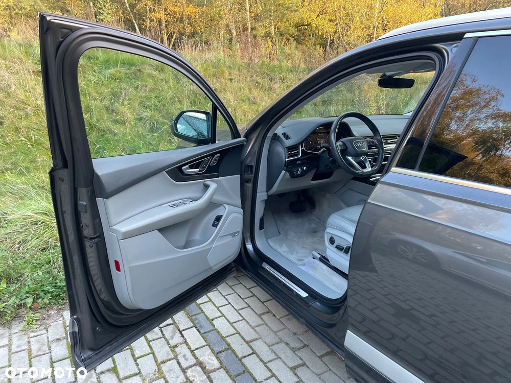 Audi Q7 3.0 TFSI Quattro Tiptr - 28