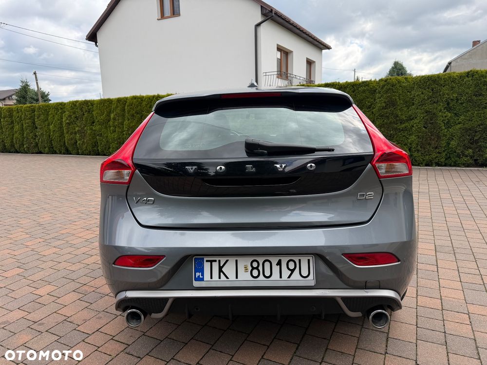 Volvo V40 D2 Drive-E R-Design Momentum - 21